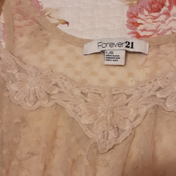 Forever 21 Sheer Top with Hearts - Picture 5 of 6